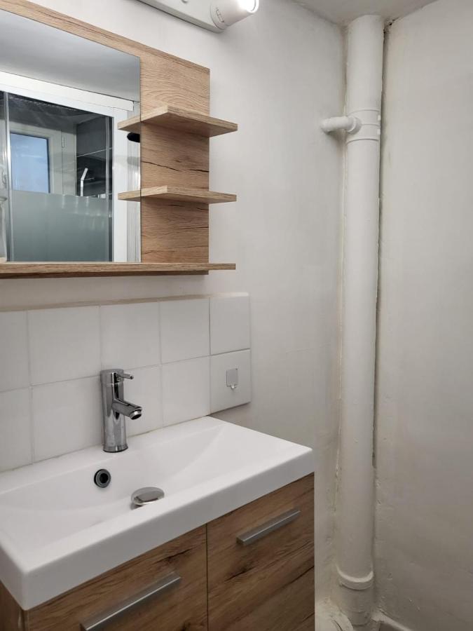 Appartement Avec Son Toit Terrasse, En Plein Coeur De Marseille Exteriör bild